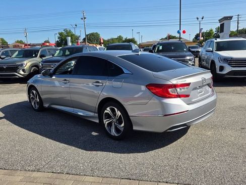 Used 2020 Honda Accord EX image 9