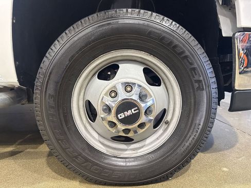 Used 2008 GMC Sierra 3500 SLT w/ Convenience Package AWD/4WD image 40