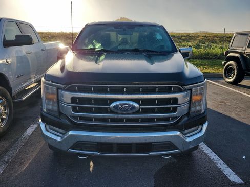 Used 2023 Ford F150 Lariat w/ Trailer Tow Package image 2