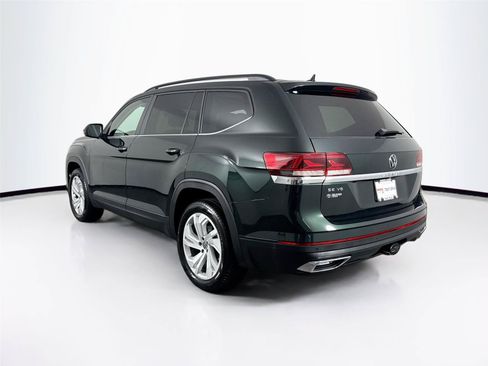 Used 2021 Volkswagen Atlas SE w/ Panoramic Sunroof Package FWD image 12