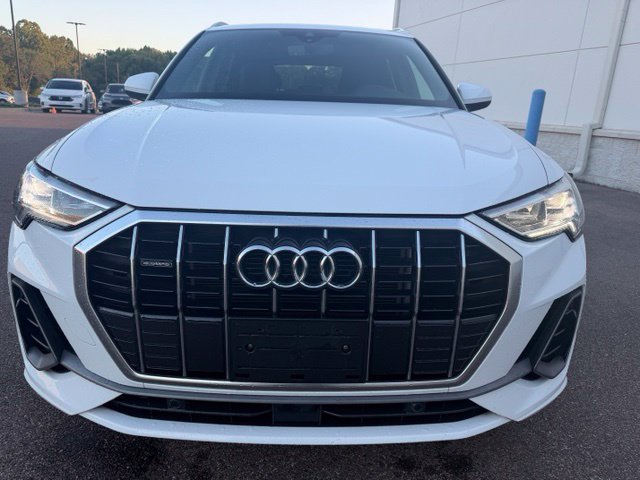 Used 2024 Audi Q3 2.0T Premium AWD/4WD image 3