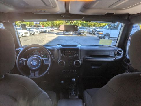 Used 2015 Jeep Wrangler Unlimited Sport w/ Quick Order Package 24S image 39