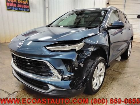 Used 2025 Buick Encore GX Preferred FWD image 1