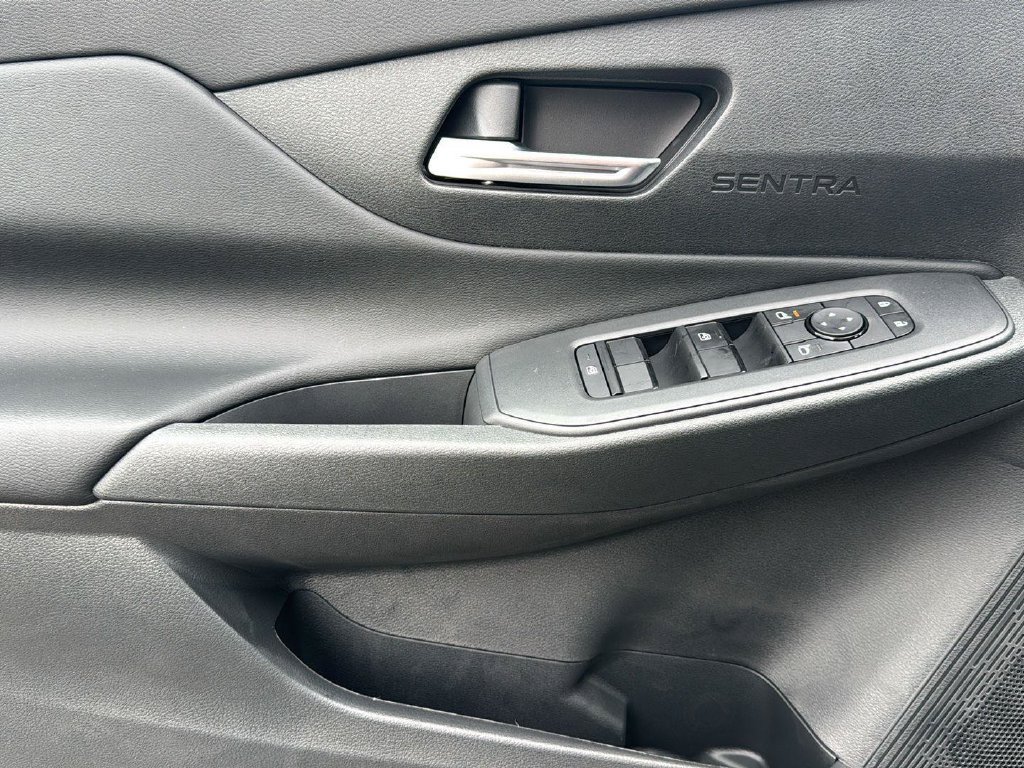 New 2027 Nissan Sentra S w/ S Cold Weather Package FWD image 19