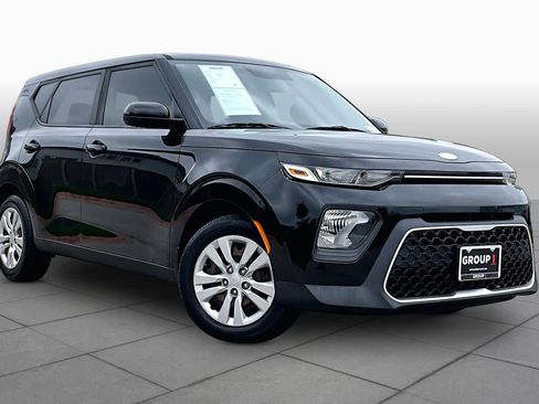 Used 2020 Kia Soul LX FWD image 3