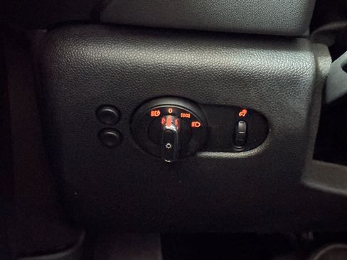 Used 2020 MINI Cooper 4-Door Hardtop FWD image 29