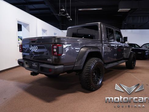Used 2020 Jeep Gladiator Overland image 7