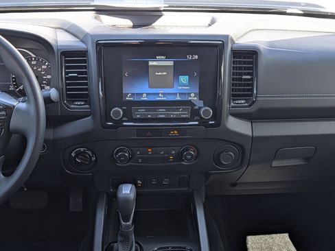 Used 2023 Nissan Frontier SV w/ Midnight Edition Package image 20