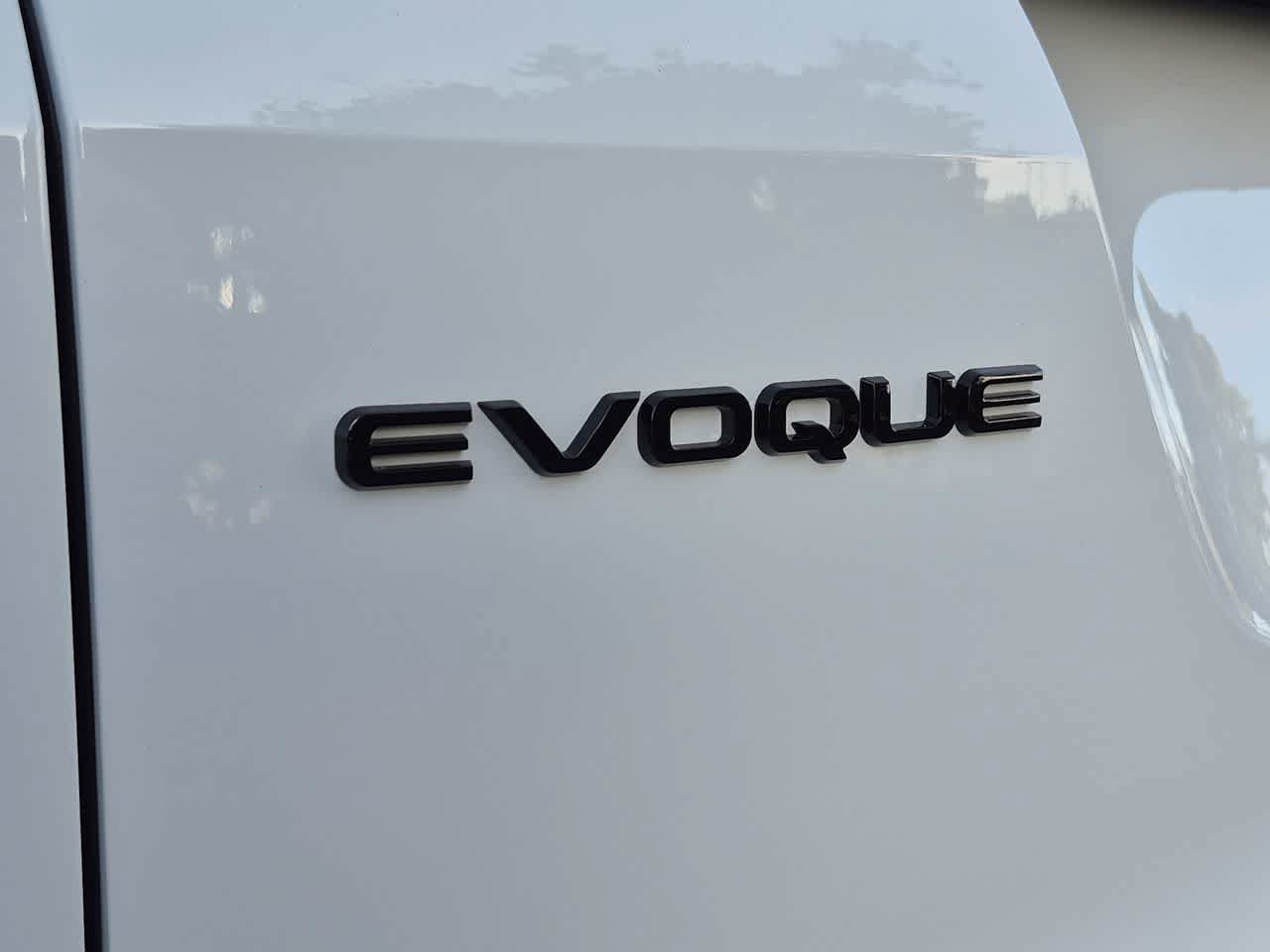 New 2026 Land Rover Range Rover Evoque S AWD/4WD image 13