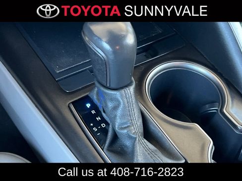 Used 2022 Toyota Camry SE FWD image 25