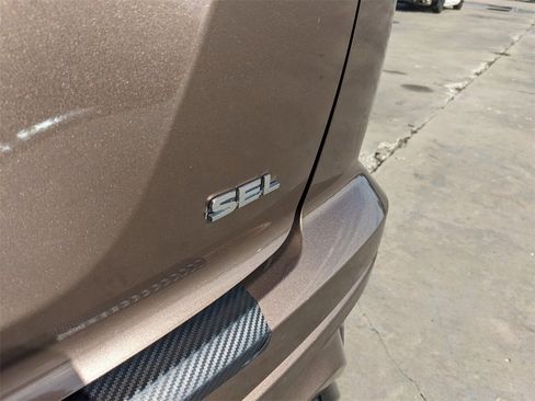 Used 2023 Mitsubishi Eclipse Cross SEL image 13