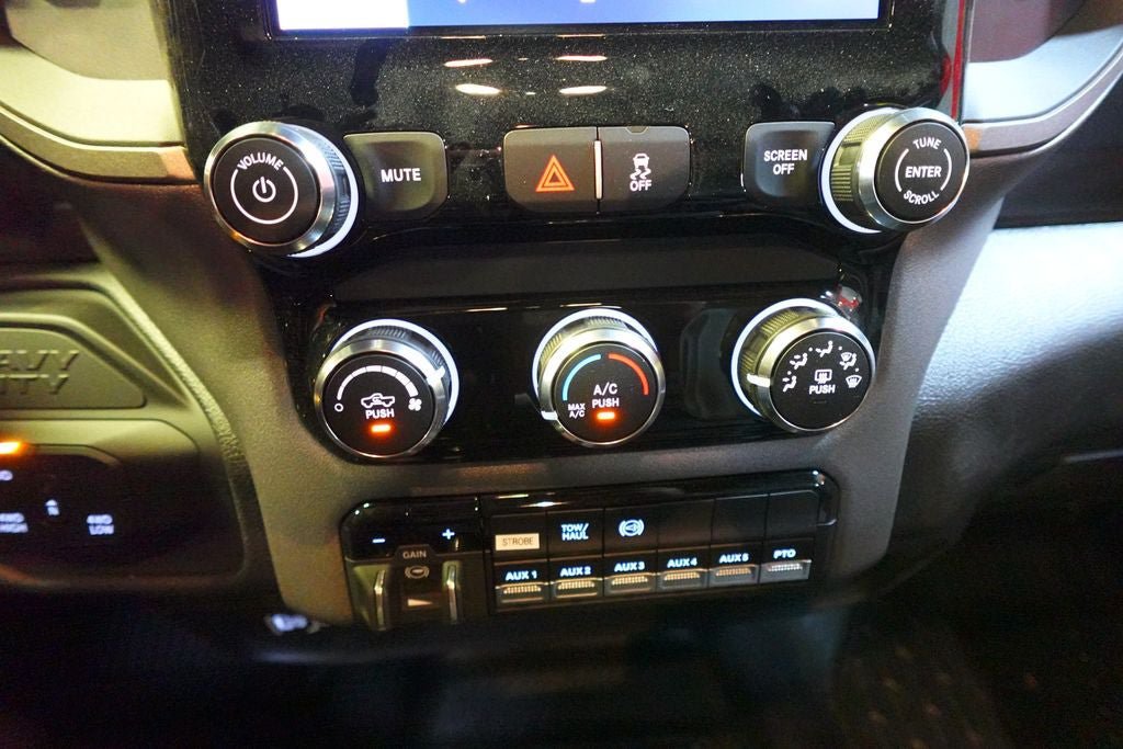 New 2026 RAM 5500 Tradesman AWD/4WD image 14