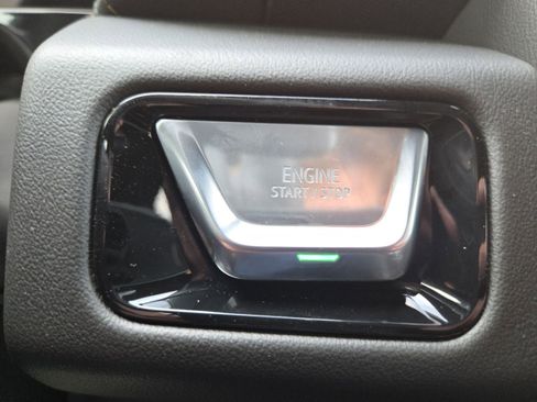 New 2026 GMC Yukon AT4 AWD/4WD image 13