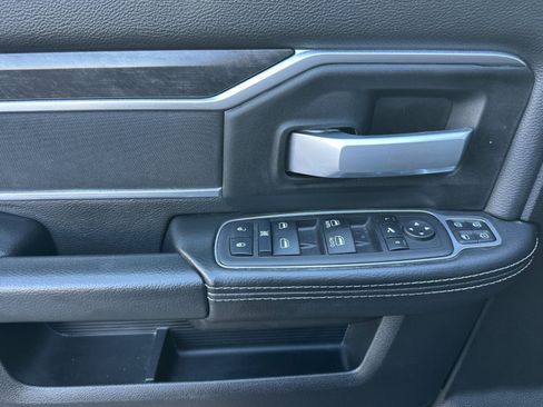 Used 2024 RAM 2500 Big Horn w/ Night Edition image 11