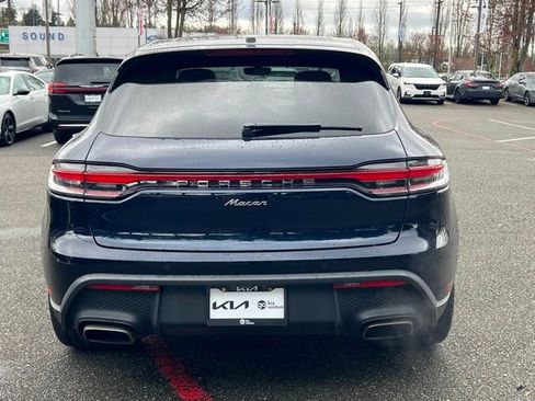 Used 2022 Porsche Macan AWD/4WD image 8