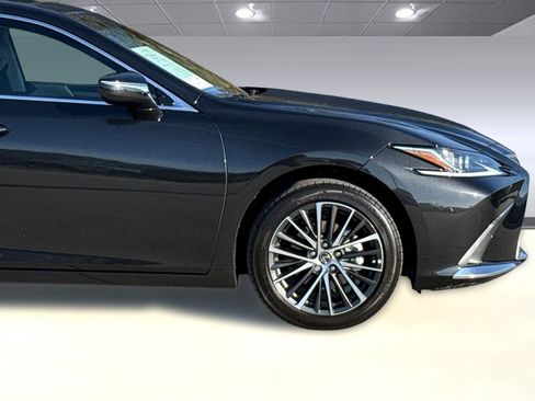 Certified 2025 Lexus ES 350 w/ Premium Package image 34
