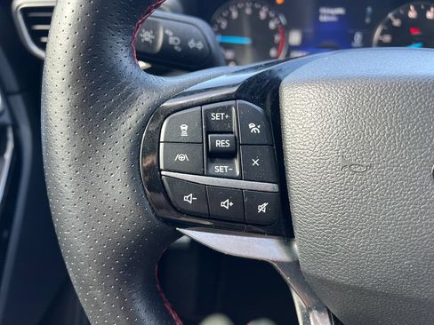 Used 2023 Ford Explorer ST-Line AWD/4WD image 28