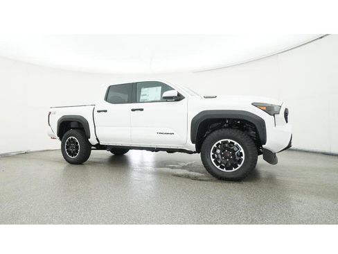 New 2025 Toyota Tacoma TRD Off-Road AWD/4WD image 28