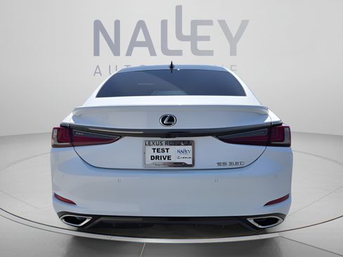Certified 2025 Lexus ES 350 w/ Accessory Package (Z2) FWD image 4