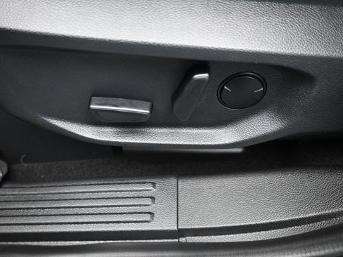 Used 2025 Ford Ranger XLT w/ Equipment Group 301A High image 7