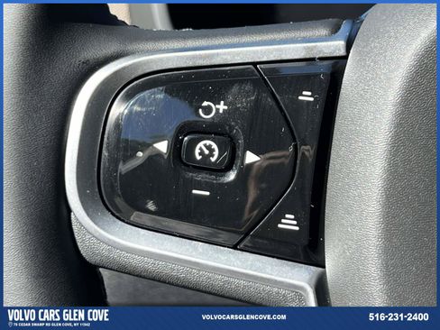 Used 2026 Volvo XC90 B6 Plus w/ Protection Package Premier AWD/4WD image 23