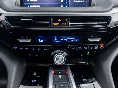 Used 2024 Acura MDX SH-AWD image 30