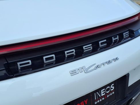 Used 2025 Porsche 911 Carrera RWD image 10