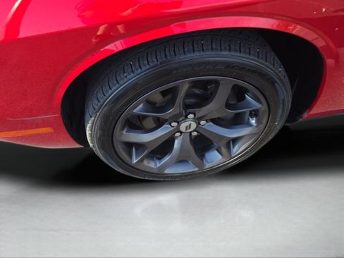 Used 2017 Dodge Challenger SXT Plus RWD image 30