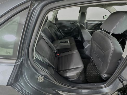 Used 2024 Volkswagen Jetta SE image 26