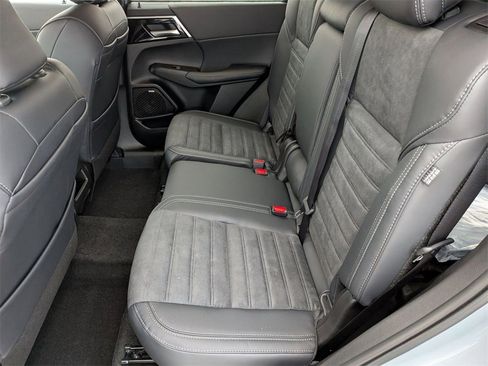 New 2026 Mitsubishi Outlander Trail Edition image 26