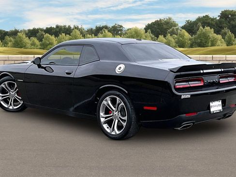 Used 2021 Dodge Challenger R/T image 11