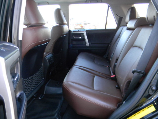 Used 2024 Toyota 4Runner Limited AWD/4WD image 23