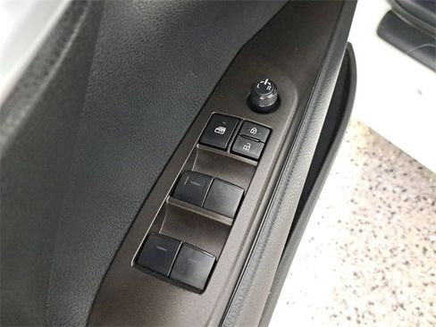 Used 2023 Toyota Camry LE image 22