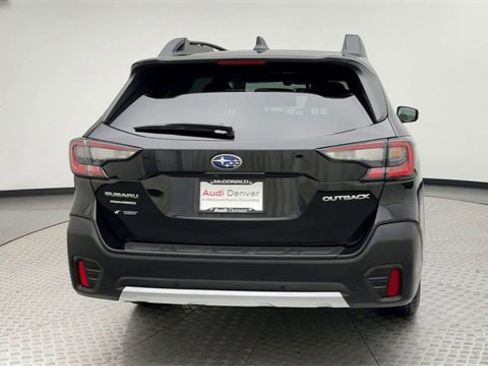 Used 2022 Subaru Outback Limited image 3