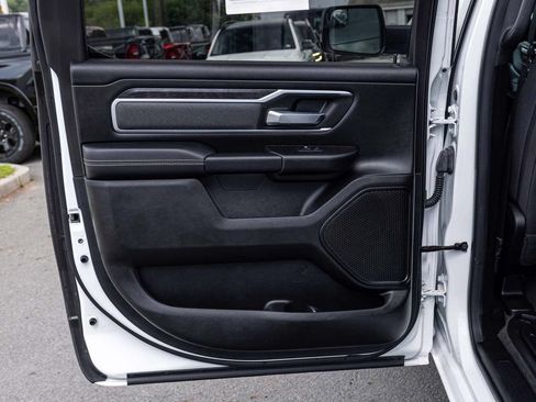 Used 2022 RAM 1500 Big Horn AWD/4WD image 14