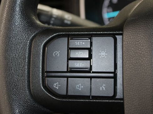 Used 2023 Ford F150 XLT AWD/4WD image 41