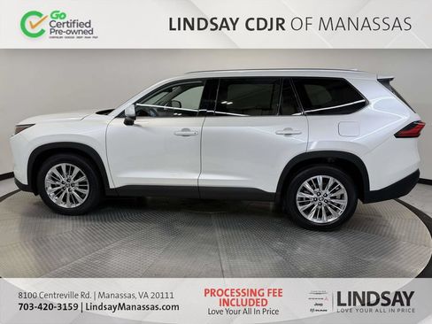 Used 2024 Toyota Grand Highlander AWD image 5