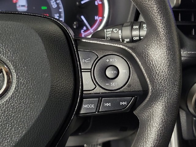 Used 2024 Toyota RAV4 XLE w/ Convenience Package FWD image 26