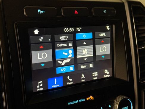 Used 2018 Ford Expedition Limited RWD image 54