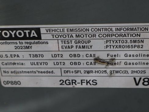 Used 2023 Toyota Tacoma TRD Off-Road w/ Technology Package RWD image 16