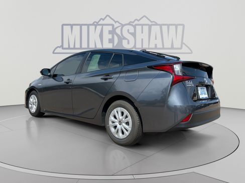 Used 2021 Toyota Prius LE w/ Carpet Mat Package (TMS) FWD image 3