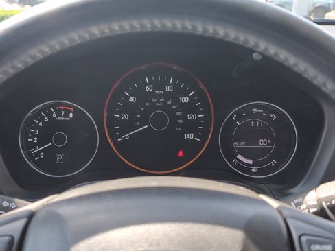 Used 2016 Honda HR-V EX-L image 18