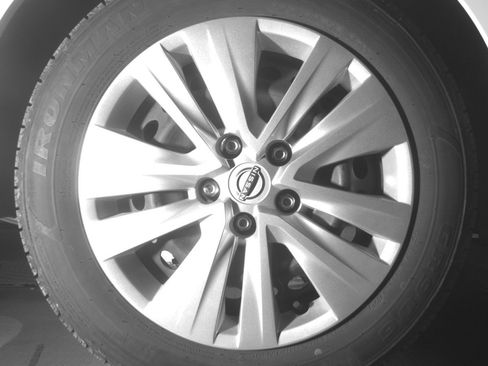 Used 2025 Nissan Sentra S FWD image 15