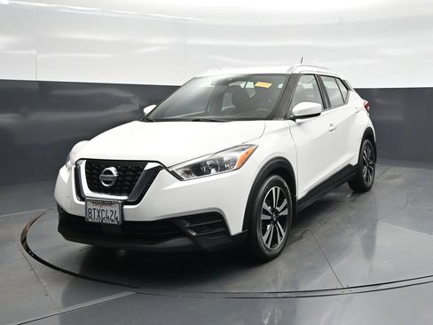 Used 2020 Nissan Kicks SV FWD image 53