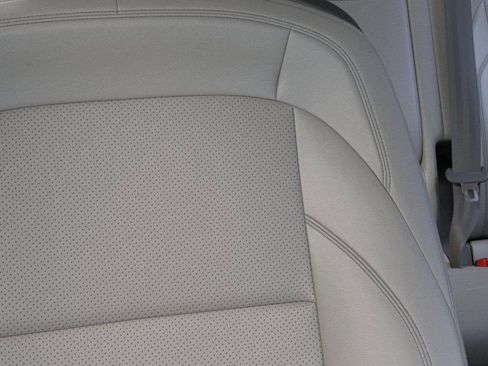 New 2025 Lincoln Nautilus Premier w/ Jet Appearance Package image 16