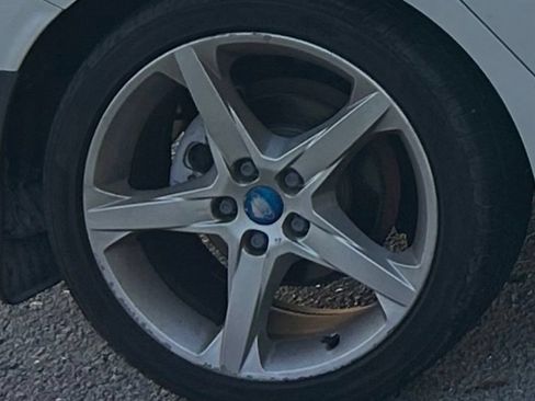 Used 2012 Ford Focus Titanium FWD image 10