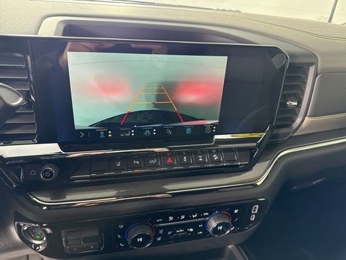 New 2026 Chevrolet Silverado 2500 ZR2 image 39