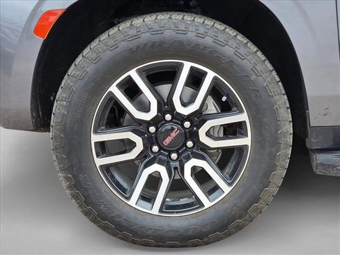 Used 2021 GMC Yukon AT4 w/ Rear Media and Nav Package image 14