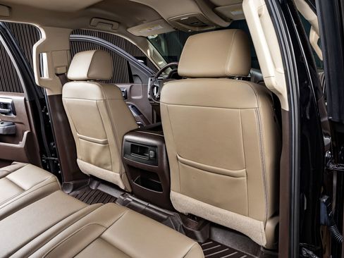 Used 2019 Chevrolet Silverado 2500 LTZ w/ Duramax Plus Package image 30