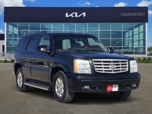 Used 2003 Cadillac Escalade 2WD image 3